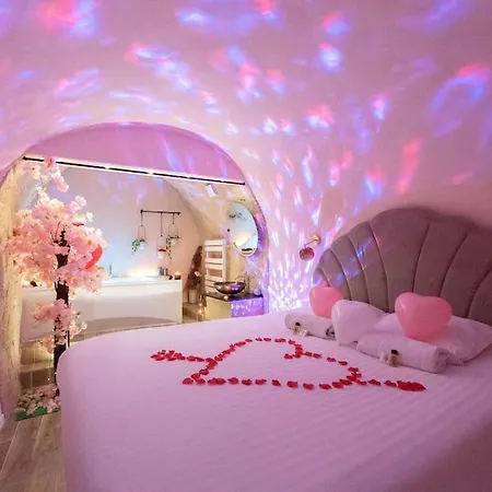 Love Room Avec 2 Jacuzzi Balneo, Parking Nice Exterior photo